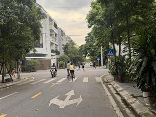 Chính chủ gửi bán lô đất băng 2 hồ hùng vương, diện tích 96m2 vị trí đẹp, băng 2 hồ hùng vương