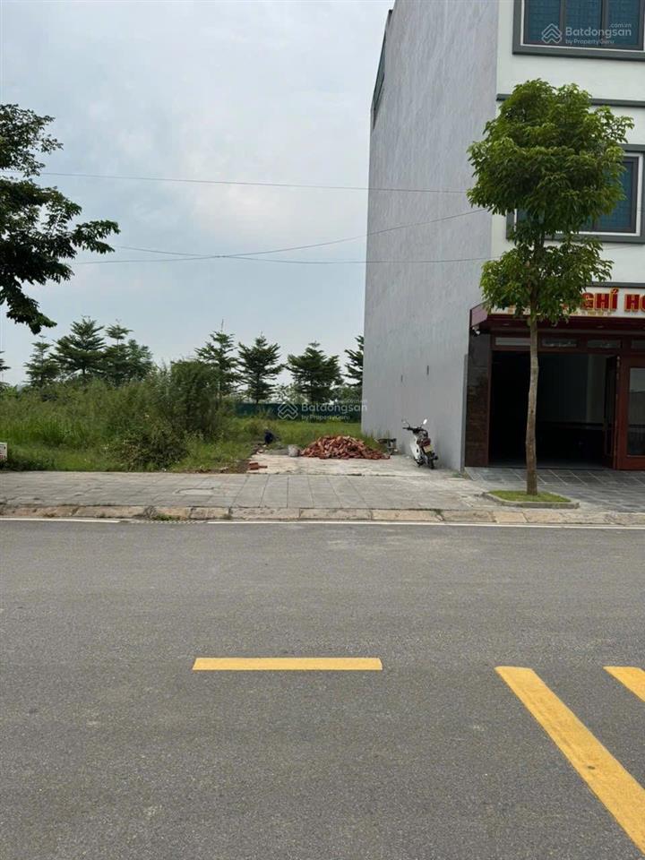 Bán lô đất dv kđt hùng vương, phúc yên, vĩnh phúc cũ. trục đường 36m kd buôn bán.dt 95m sổ sẵn giao
