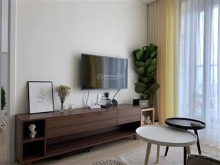 Bán nhanh căn hộ sky center, tân bình, 75m2, 2pn, 2wc, giá 5.9 tỷ. 0936 571 ***(hồng)
