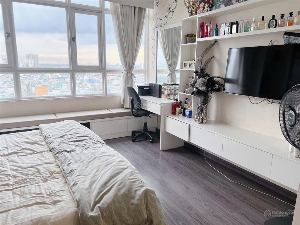 Cho thuê nhanh căn hộ him lam chợ lớn, 83m2, 2pn, 2wc, giá 10tr.  0936 571 ***(hồng)