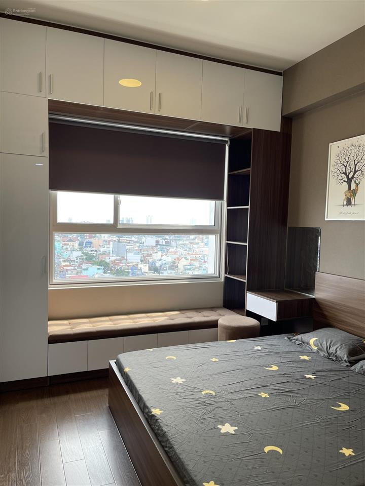 Cho thuê căn hộ newton, 52m2, 2pn, 1wc, giá 14tr.  0936 571 *** (hồng)