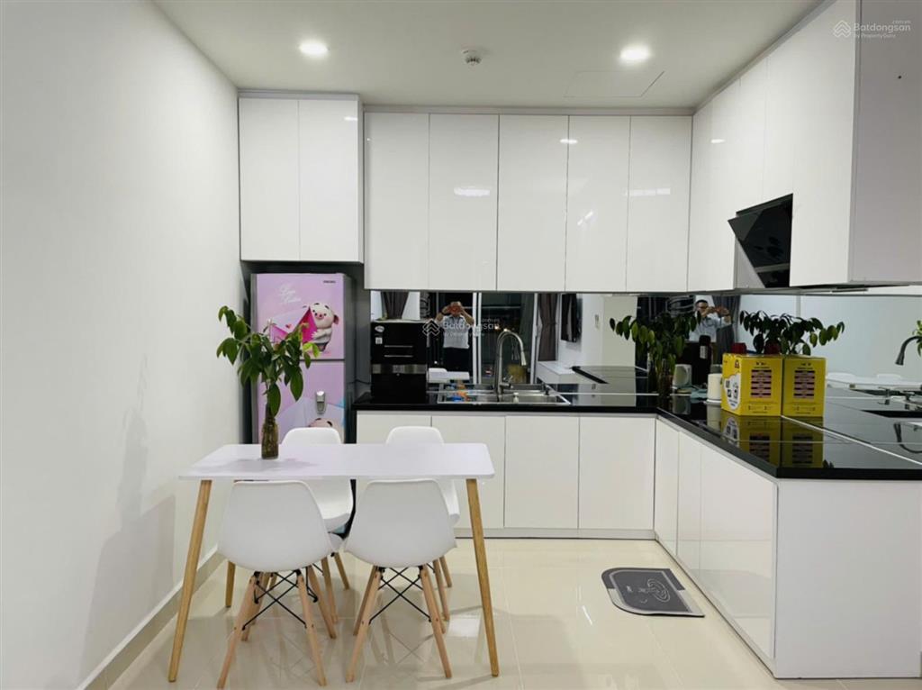 Cần cho thuê căn hộ the prince, phú nhuận, 50m2, 1pn, 1wc, giá 15tr.  0936 571 ***(hồng)