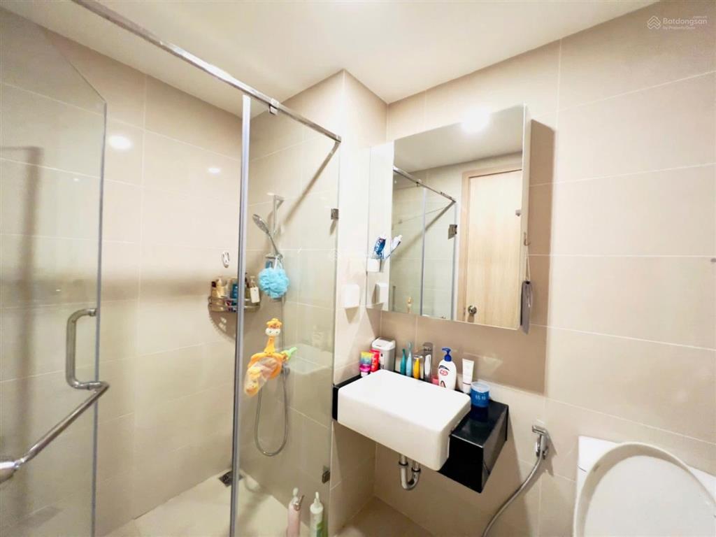 Cần cho thuê căn hộ the prince, phú nhuận, 50m2, 1pn, 1wc, giá 15tr.  0936 571 ***(hồng)