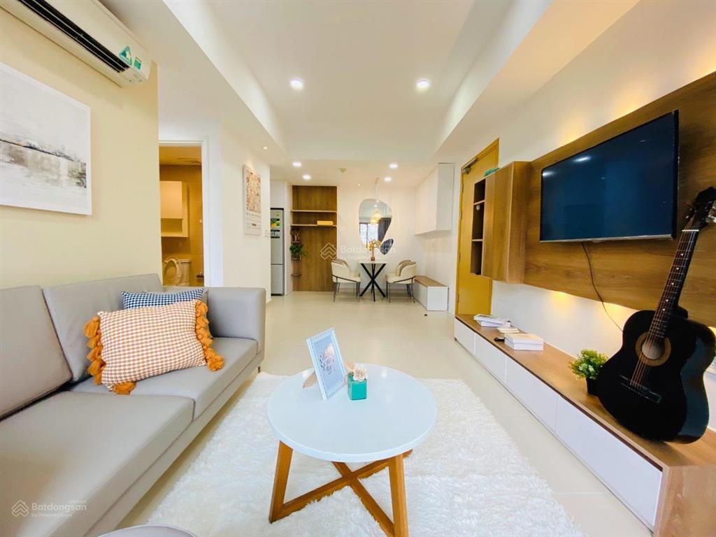 Cho thuê căn hộ botanica premier, 2pn + 2wc, quận tân bình, giá 16tr, ở liền.  0936 571 ***
