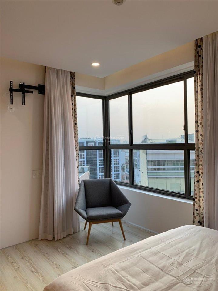 Cần bán căn hộ rivera park, 63m², 2pn, 1wc, giá 5 tỷ.  0936 571 ***(hồng)