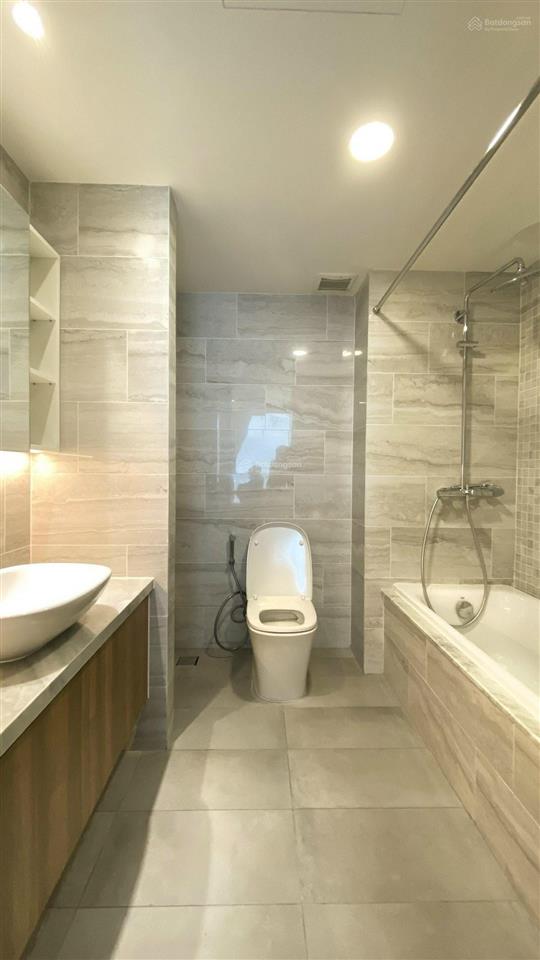 Cho thuê ch the prince, 75m2, 2pn, 2wc, có nội thất, giá 18tr, nhà đẹp.  0936 571 ***(hồng)