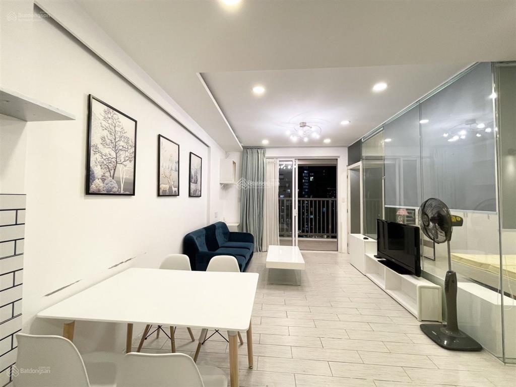 Cho thuê căn hộ orchard park view, 57m2, 2pn, 1wc, full, giá 15tr.  0936 571 ***(hồng)