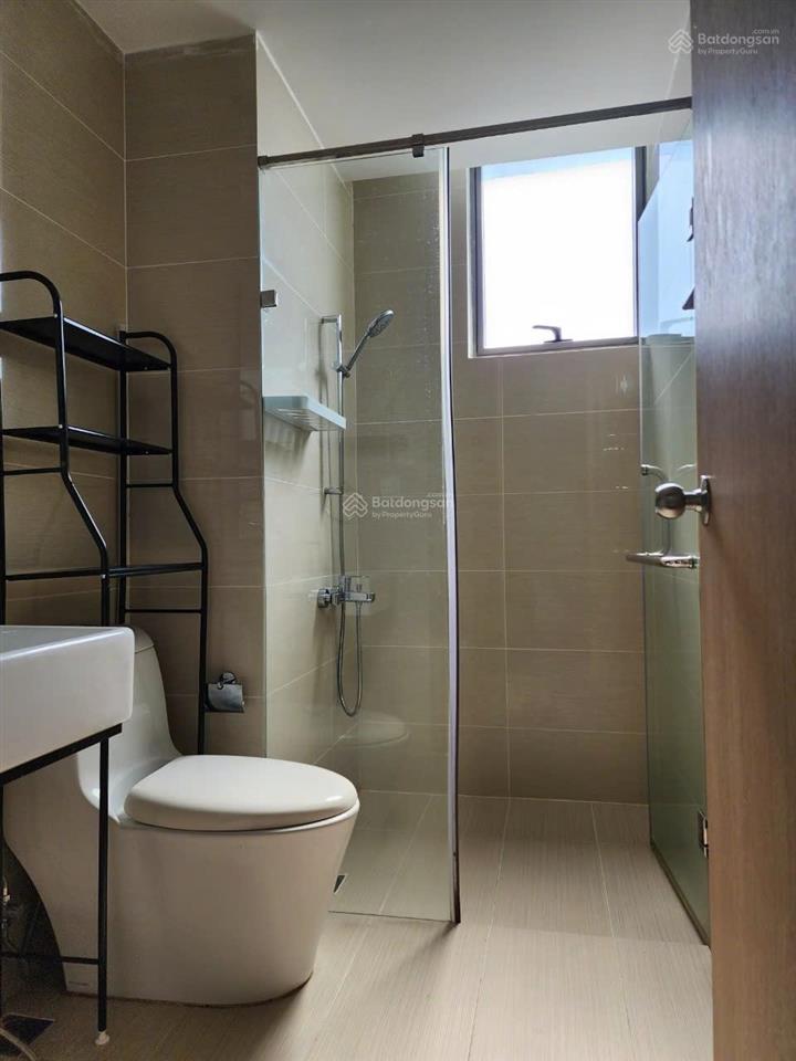 Cho thuê căn hộ carillon 7, 86m2, 3 phòng ngủ, 2 nhà vệ sinh, giá 11tr.  0936 571 ***(hồng)