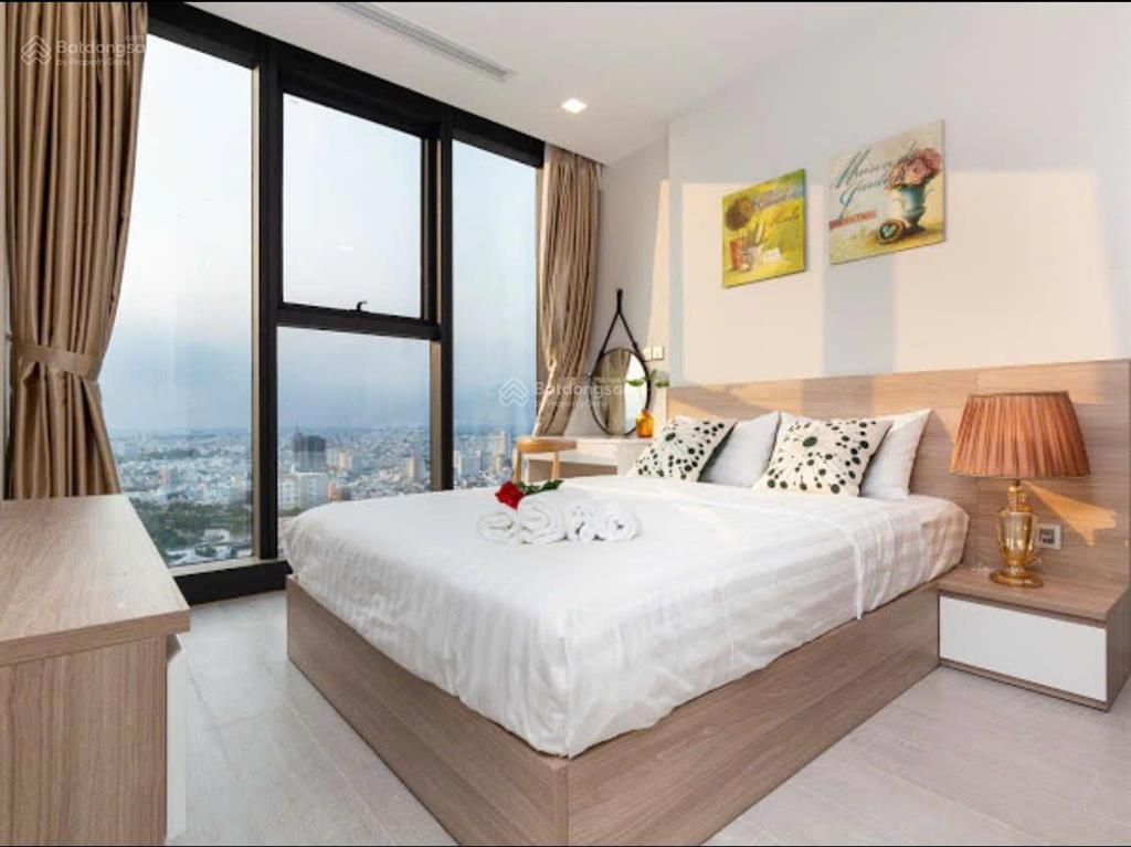 Cho thuê 3pn, 2wc, 110m2, giá 35 triệu tại vinhomes golden river ba son, q1, hcm