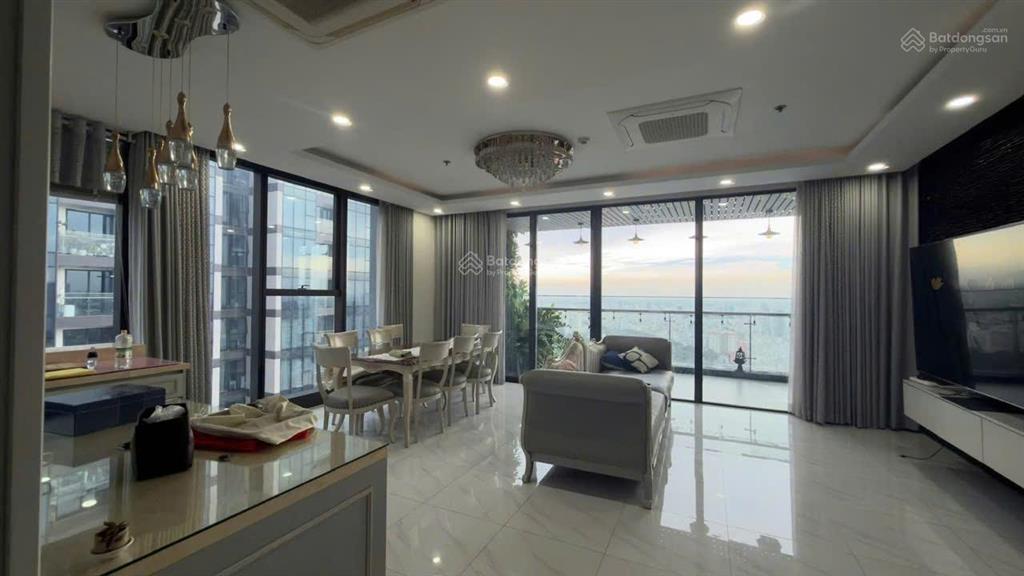 Penthouse vinhomes golden river ba son, 75 triệu, 168m2, 3pn, 2wc