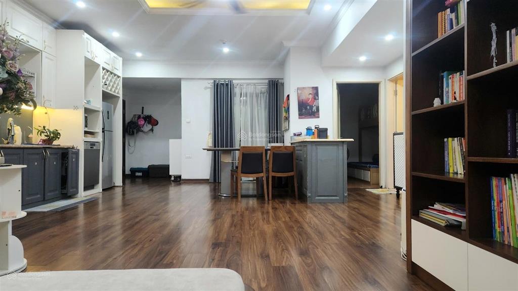 Chính chủ chuyển nhà nên cần tìm chủ mới cho căn cc cao cấp tại canal park dự án hanoi garden city