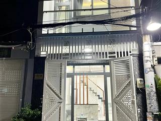 Nhà sát mặt tiền đường gò xoài, hẻm 8m thông , dt 4x9 có 1 lầu đúc.