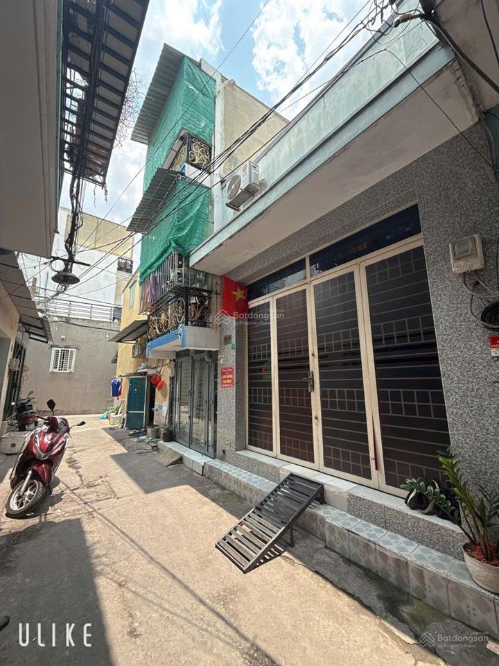 Dt 4,2x8, nhà có lửng, hẻm thông đường 13a, lê thúc hoạch nối dài, gần công viên