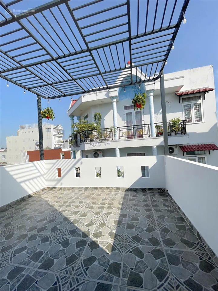 Bán nhà hẻm 305 lê văn quới, nhà đúc 4 tấm mới, dt 4,2x10,5