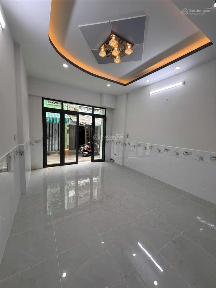 Nhà đúc 3 tấm mới, đường số 3, giáp thạch lam, 4x11