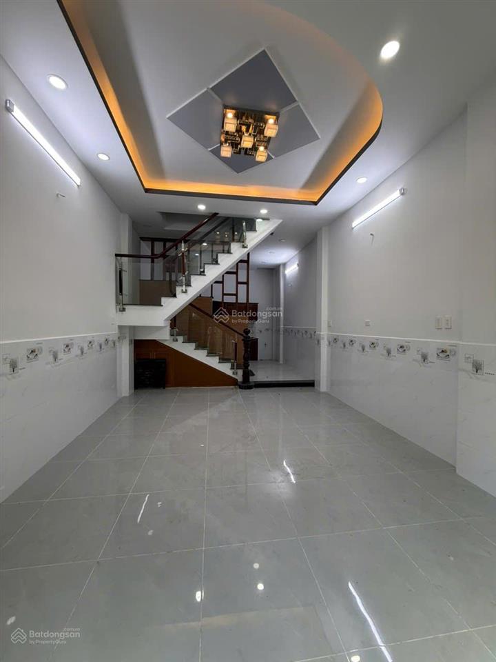 Nhà đúc 3 tấm mới, đường số 3, giáp thạch lam, 4x11