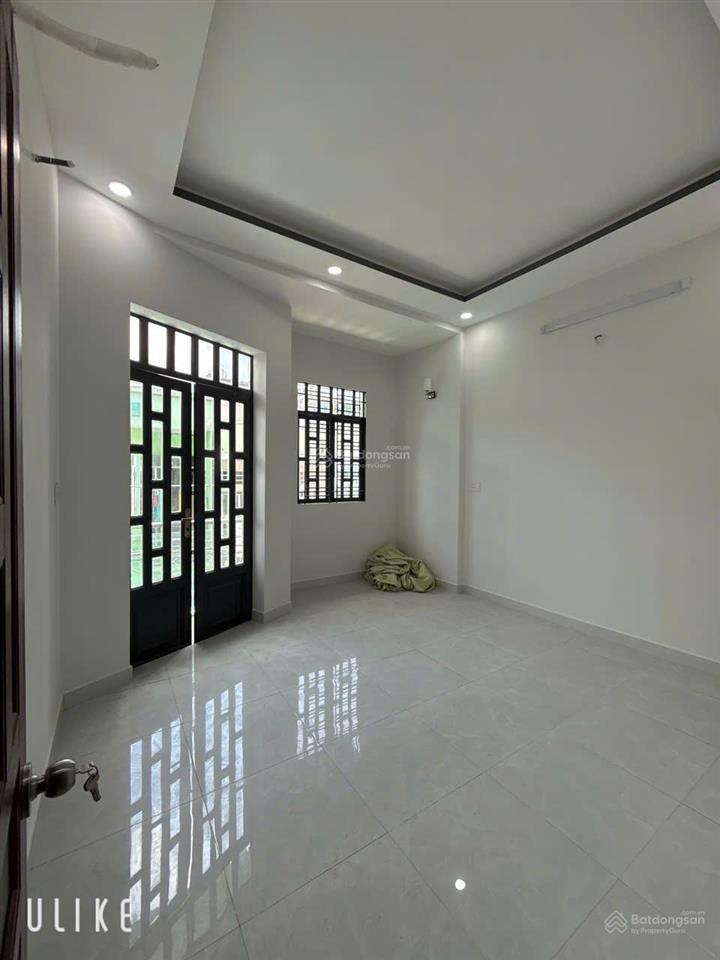 Nhà đúc 3 tấm mới, đường số 3, giáp thạch lam, 4x11