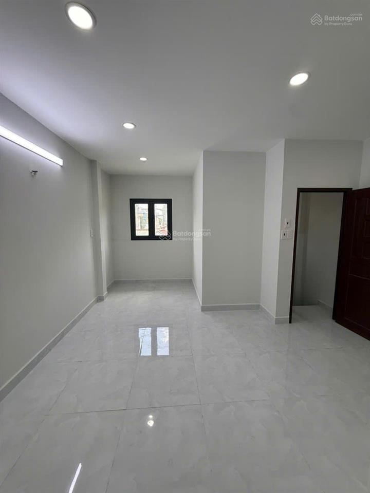 Nhà đúc 3 tấm mới, đường số 3, giáp thạch lam, 4x11