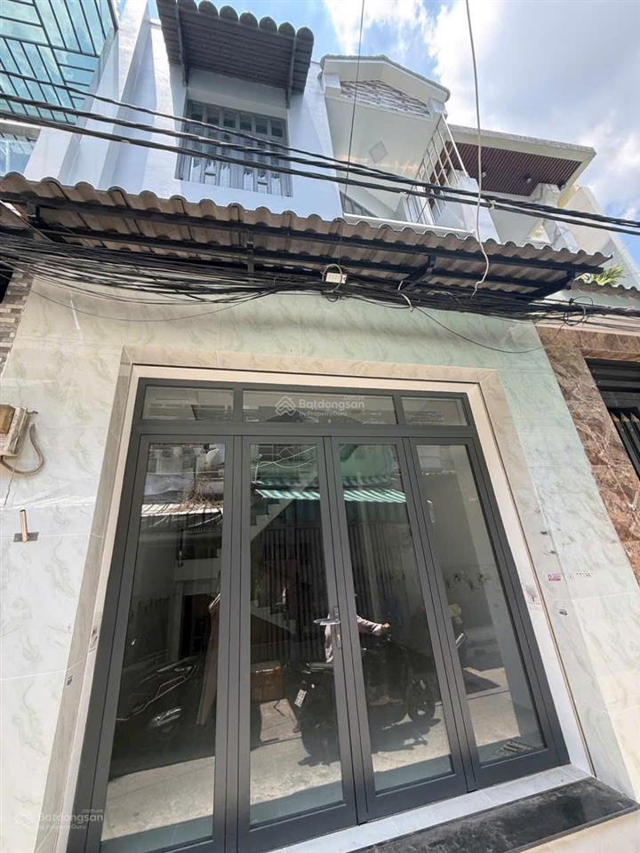 4x11, nhà có 2 lầu đường 3, giáp bình long, văn cao