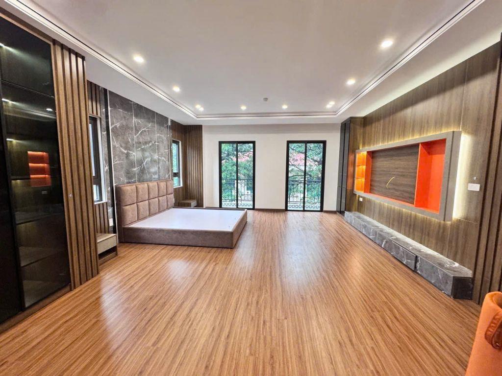 BÁN NHÀ MẶT PHỐ TRẦN BÌNH + NGUYỄN HOÀNG – 110M² – 5 TẦNG – HAI MẶT TIỀN – KINH DOANH VIP – 73 TỶ  