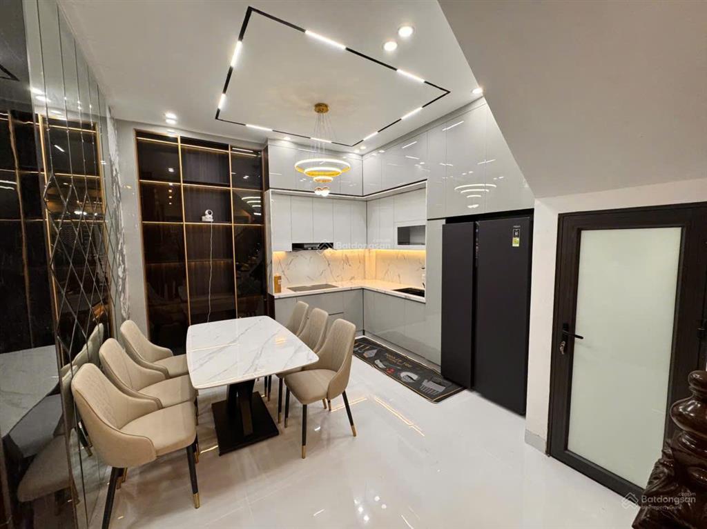 Cần bán gấp nhà xuân đỉnh mới tinh  ngõ to rộng  20m ra ô tô  khu vực văn minh