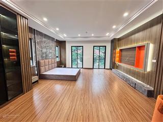 Bán nhà phú diễn giảm sốc cắt lỗ 45m2 5 tầng mới tinh chỉ 9 tỷ chủ nhà cần tiền, chấp nhận giảm