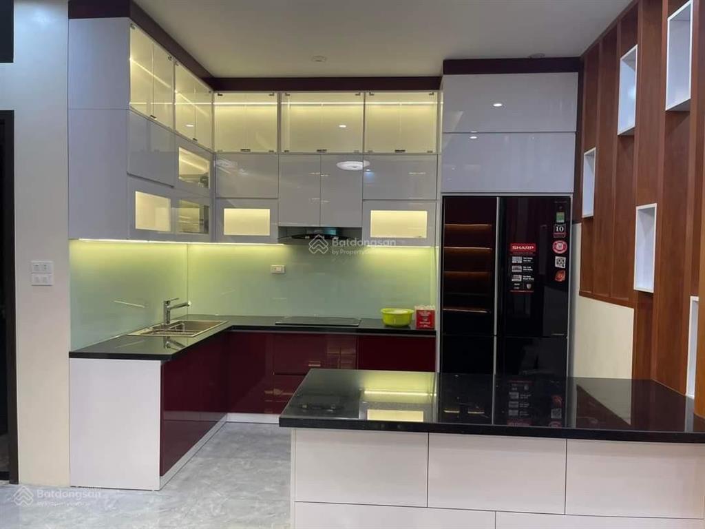 Bán nhà trần cung 33m x 5 tầng nội thất xịn sò giá chỉ 7,5 tỷ ô tô cách nhà chục mét.