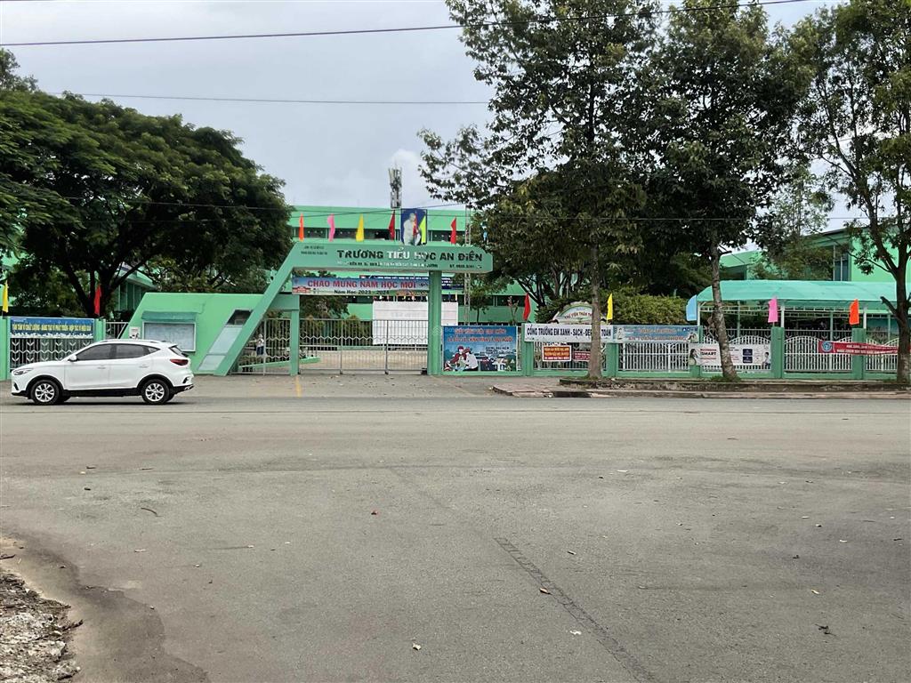 Chính chủ bán nhà kdc rạch bắp an điền. 100m² thổ. giá giảm chỉ còn 2,5 tỷ.  thành  0913 807 ***