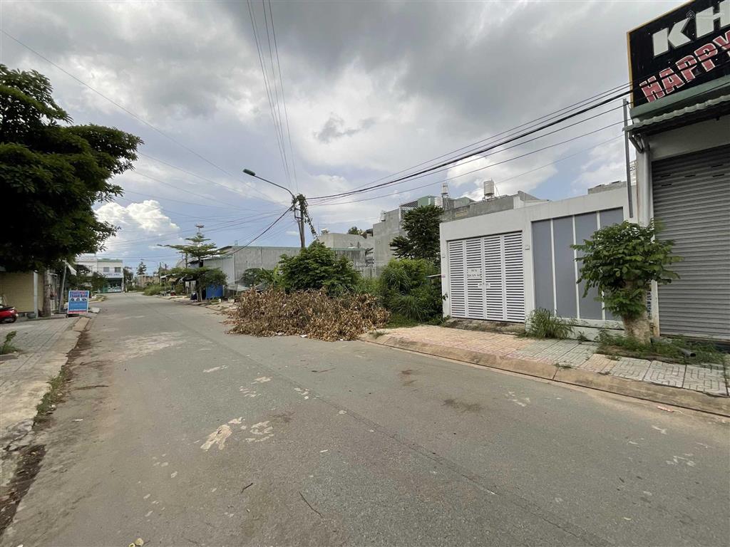 Chính chủ bán nhà kdc rạch bắp an điền. 100m² thổ. giá giảm chỉ còn 2,5 tỷ.  thành  0913 807 ***