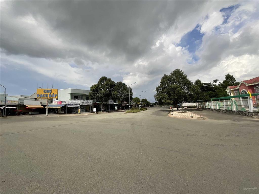Chính chủ bán nhà kdc rạch bắp an điền. 100m² thổ. giá giảm chỉ còn 2,5 tỷ.  thành  0913 807 ***