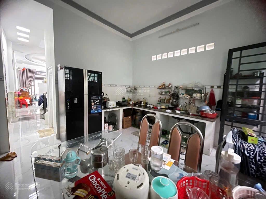 Hẻm xe hơi đậu cổng  gần emart phan huy ích p12 gv nhà đẹp 84m2 nở hậu 3 tầng 3pn  chỉ 6,25 tỷ tl