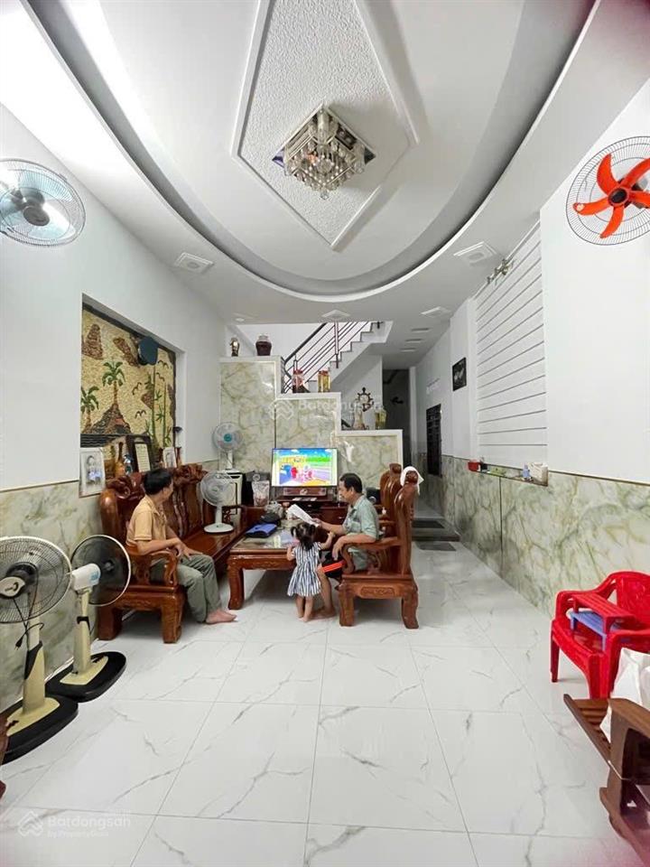 Hẻm xe hơi đậu cổng  gần emart phan huy ích p12 gv nhà đẹp 84m2 nở hậu 3 tầng 3pn  chỉ 6,25 tỷ tl