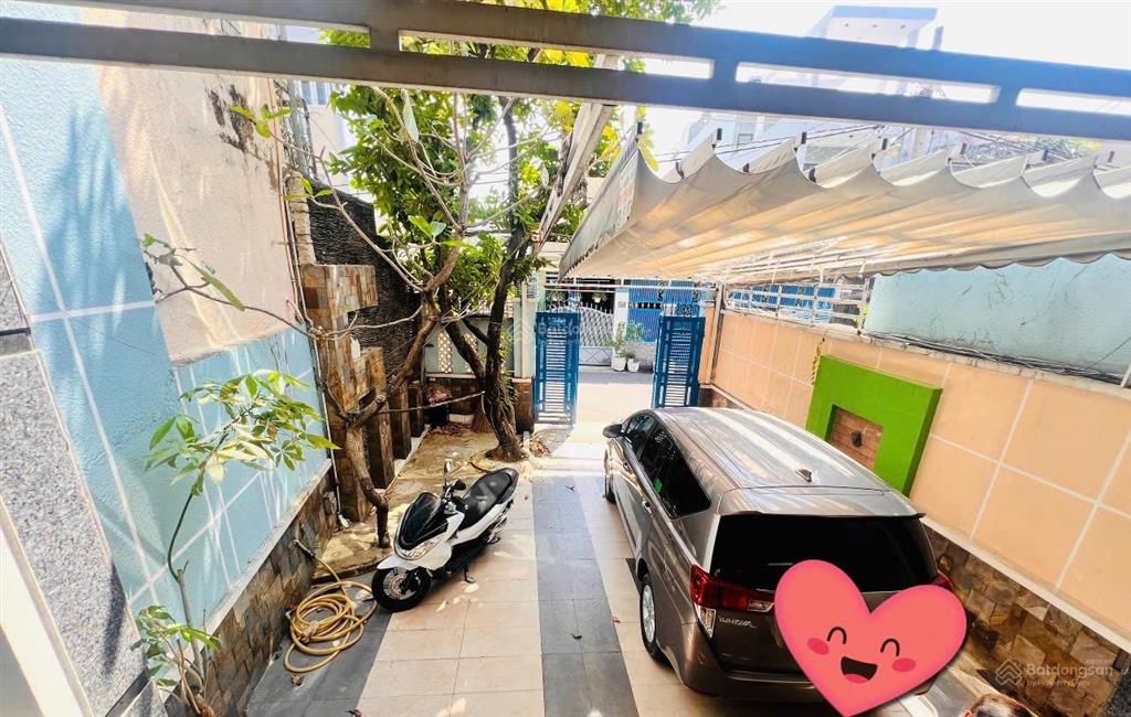 Hẻm xe hơi thông vào nhà  160m2  ngang gần 6m  nở hậu  4 tầng  thống nhất gv  chỉ 13,5 tỷ tl