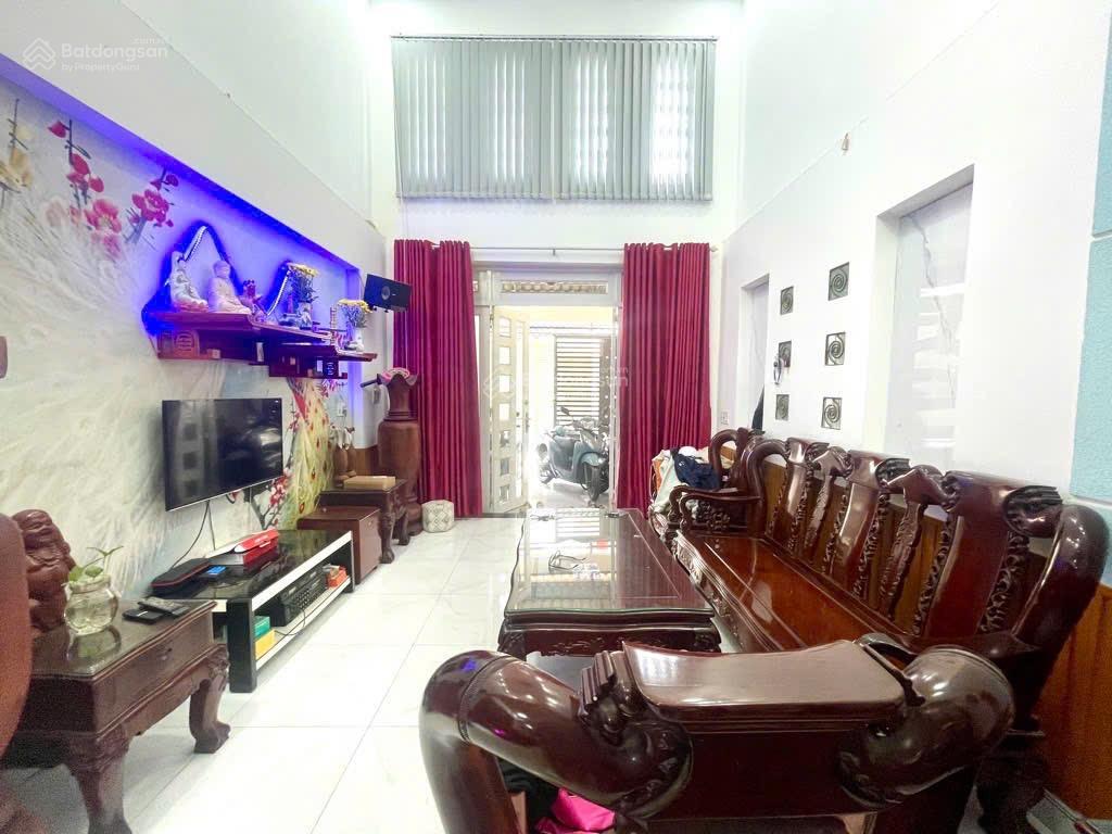 Ngay emart phan huy íchhxh vào nhàđẹp ở ngay63m23tầng3pnchỉ 8tỷ8 tl