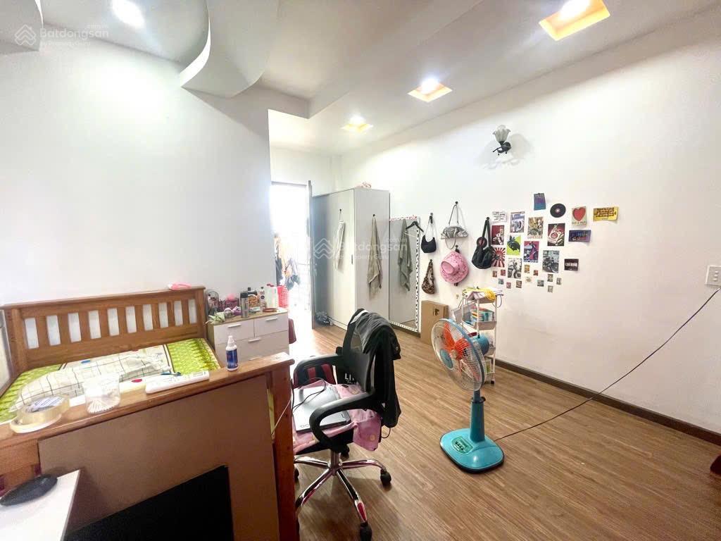 Ngay emart phan huy íchhxh vào nhàđẹp ở ngay63m23tầng3pnchỉ 8tỷ8 tl