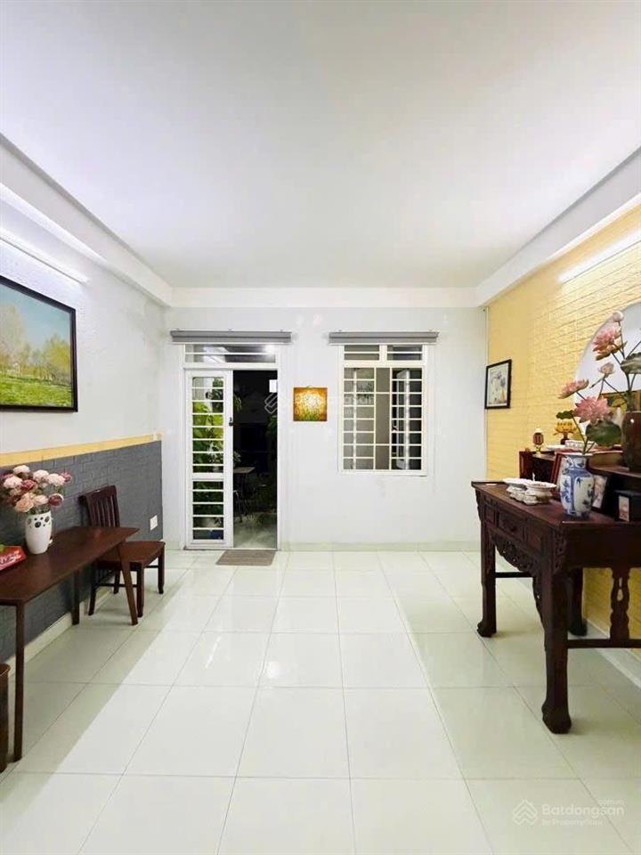 Hẻm xe hơi thông vào nhàgần emart 2nhà đẹp68m24tầng4pnbùi quang là p12 gvchỉ 7,98 tỷ tl