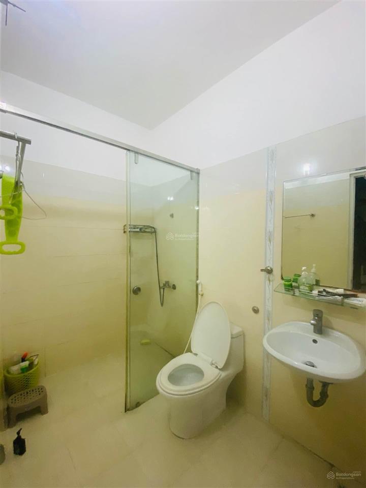 Hẻm xe hơi vào nhà56m2ngang 4,2mnở hậu4tầng4pnphạm văn chiêu p16 gvchỉ 6tỷ5 tl