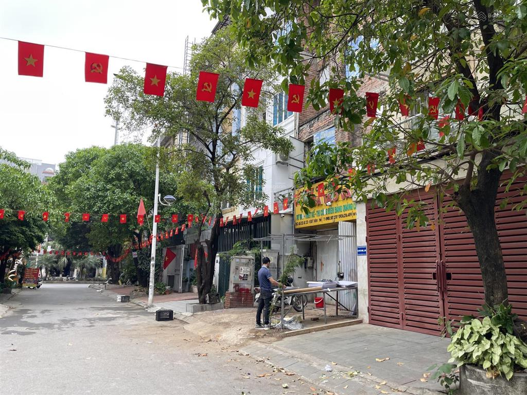 Cắt lỗ bán gấp nhà lk kđt văn khê, hà đông, 83m², 5 tầng, đường thông ô tô tránh đỗ, kinh doanh