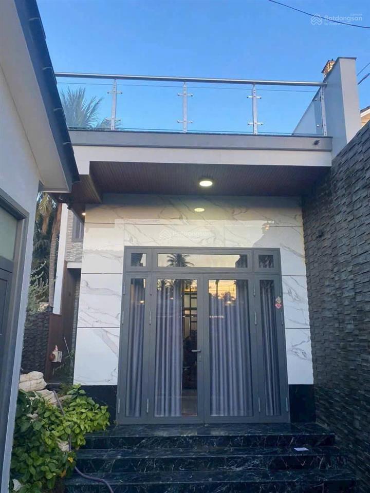 Bán villa hai tầng ở bàu me, thiện nghiệp.  0974 090 ***