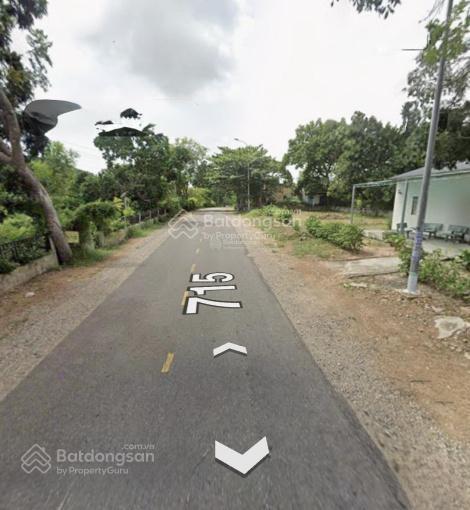 Bán 1500m2 có 400m2 thổ cư giá ngộp mặt tiền 715.  0974 090 ***