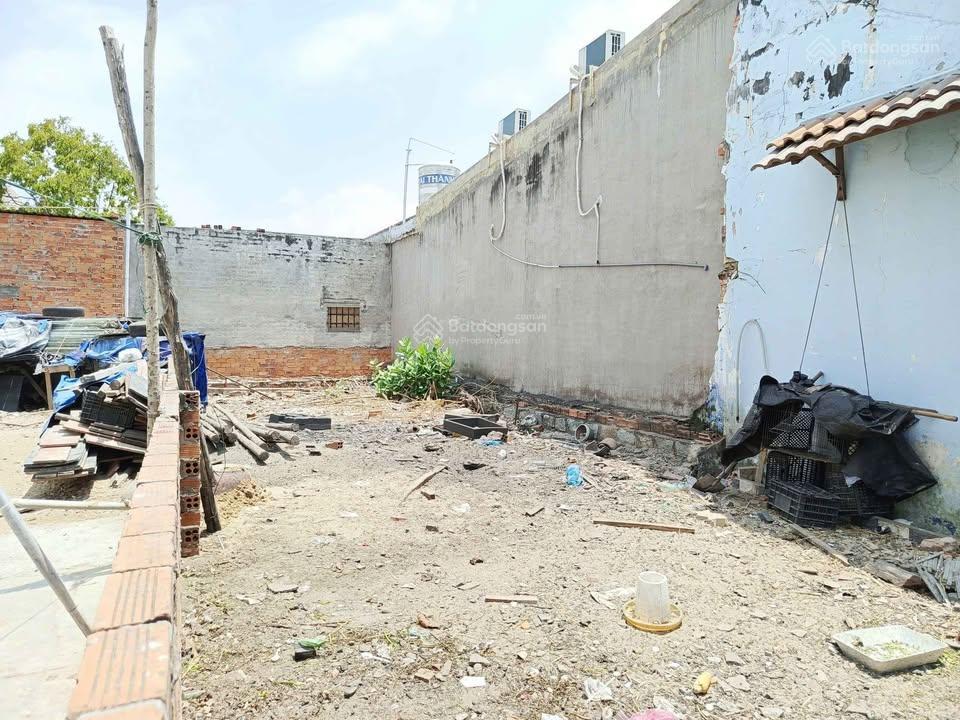 Bán lô đất nhỏ cách biển 100m ở trung tâm phan thiết.  0974 090 ***