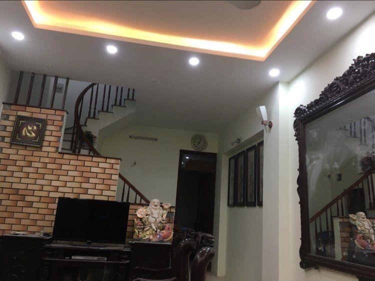Bán nhà sang Mỹ định cư, nhà phố Ngọc Hà, trung tâm Ba Đình, 56m2, 6 phòng khép kín, chỉ 15,5 tỷ