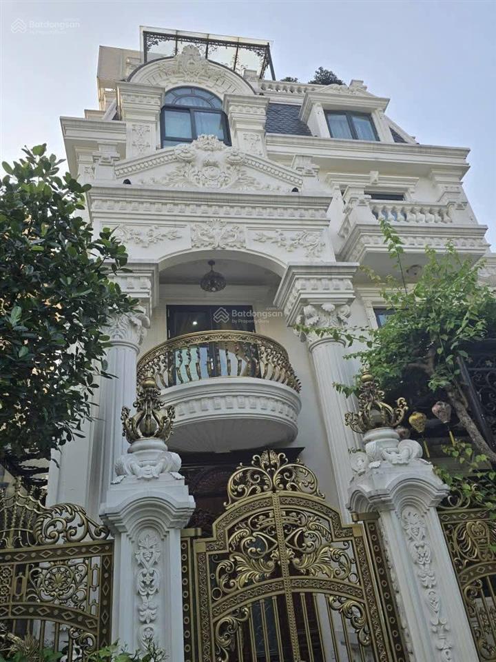 Bán biệt thự đẳng cấp phố việt hưng long biên 90 tỷ 255m2 5 tầng mt 30m kd vỉa hè gần công viên