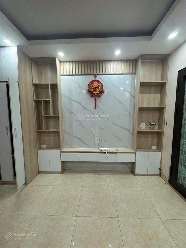Bán nhà phố ngọc thụy long biên 7 tỷ 35m 5 tầng mt 4m gần trường việt pháp và công viên