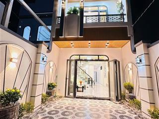 Thường xuyên đi công tác cần bán lại căn nhà gần cây xăng đức hưng cuối đường đồng khởi