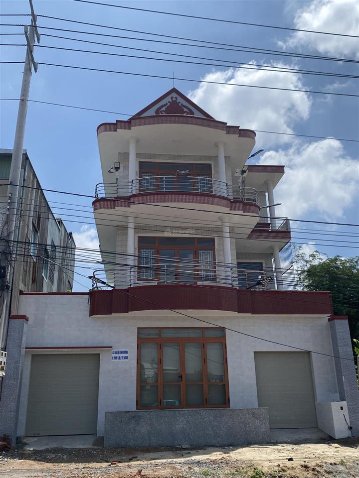 Cho thuê nhà mt đlbd phú lợi  3 tầng dtsd 360m2