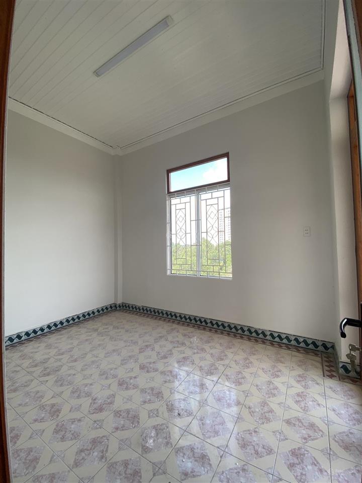 Cho thuê nhà mt đlbd phú lợi  3 tầng dtsd 360m2