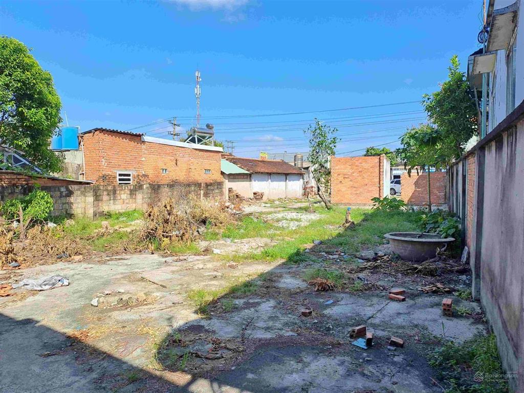 Cho thuê đất 440m2 (300m2 tc) mt đlbd chánh hiệp (22 triệu/tháng)