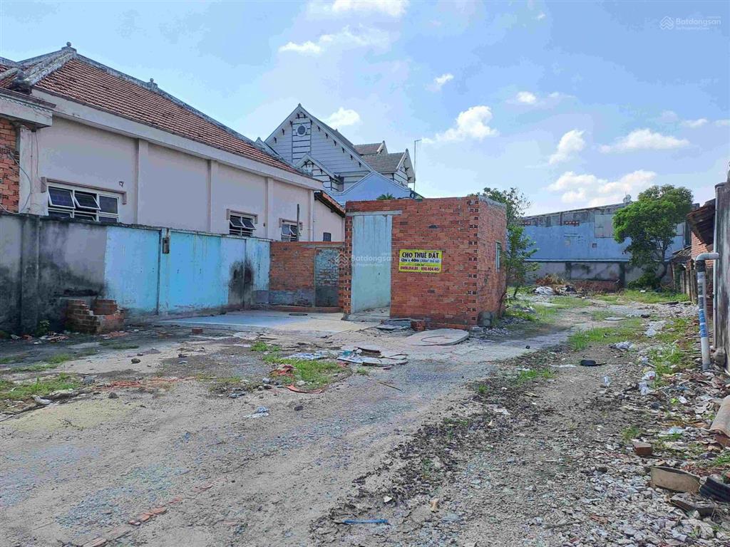 Cho thuê đất 440m2 (300m2 tc) mt đlbd chánh hiệp (22 triệu/tháng)