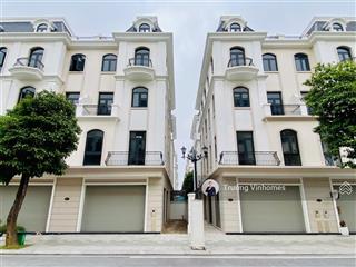 Giá sốc shophouse mặt đường lớn lối vào chính 9 tòa chung cư